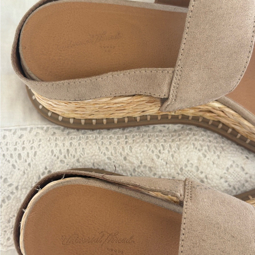 Universal Threads Raffia Platform Sandals 10 Targ… - image 5